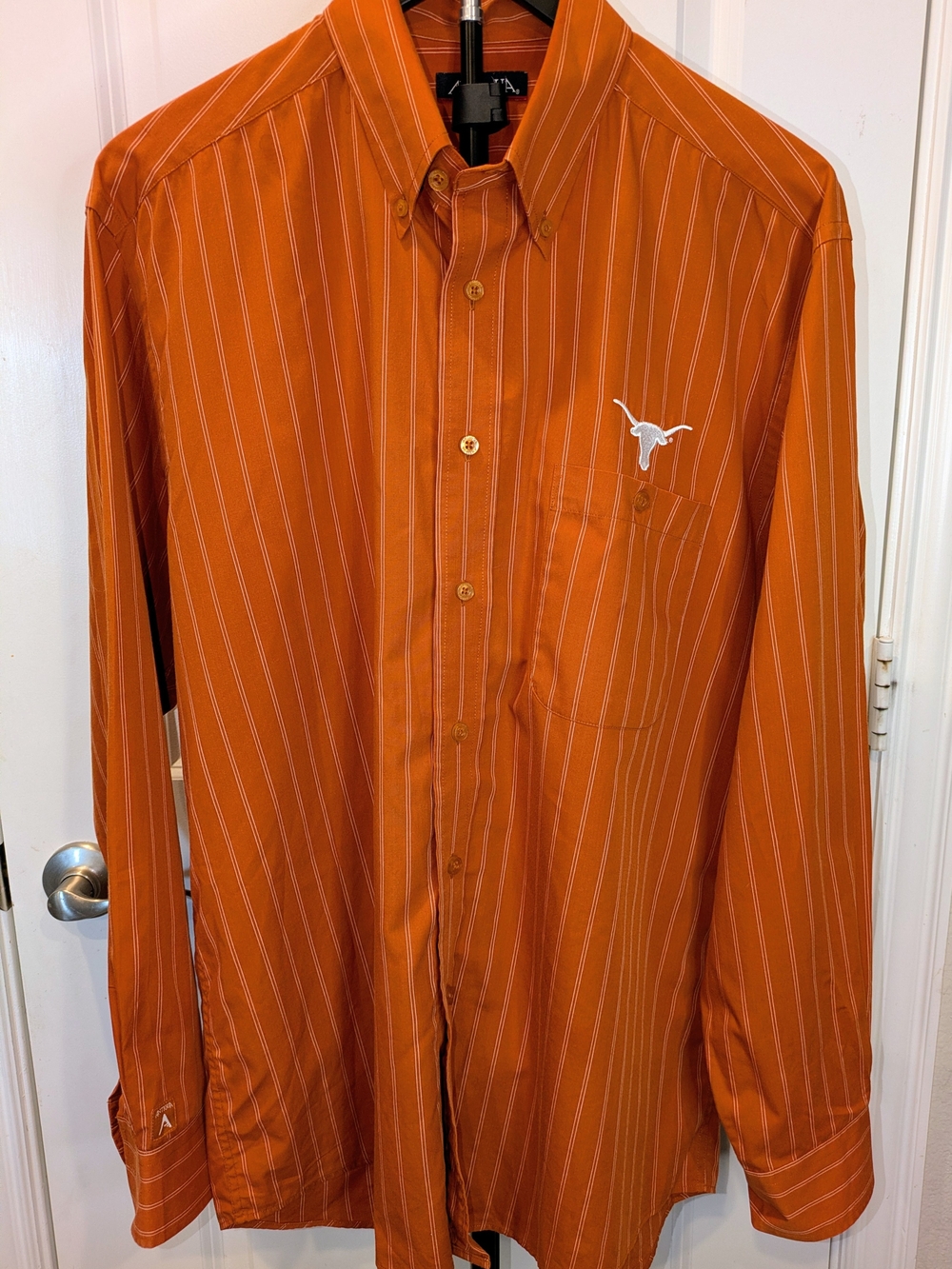 Antigua Texas Longhorns Men’s M Burnt Orange Striped Button Down Shirt UT